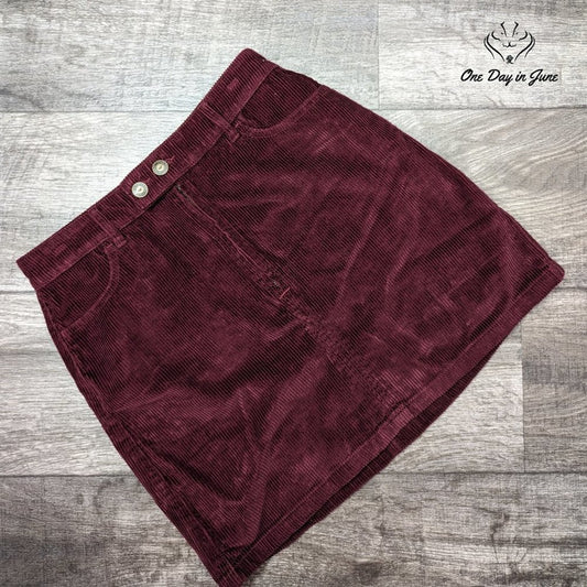 Hollister Juniors Ultra High Rise Corduroy Mini Skirt Size 7