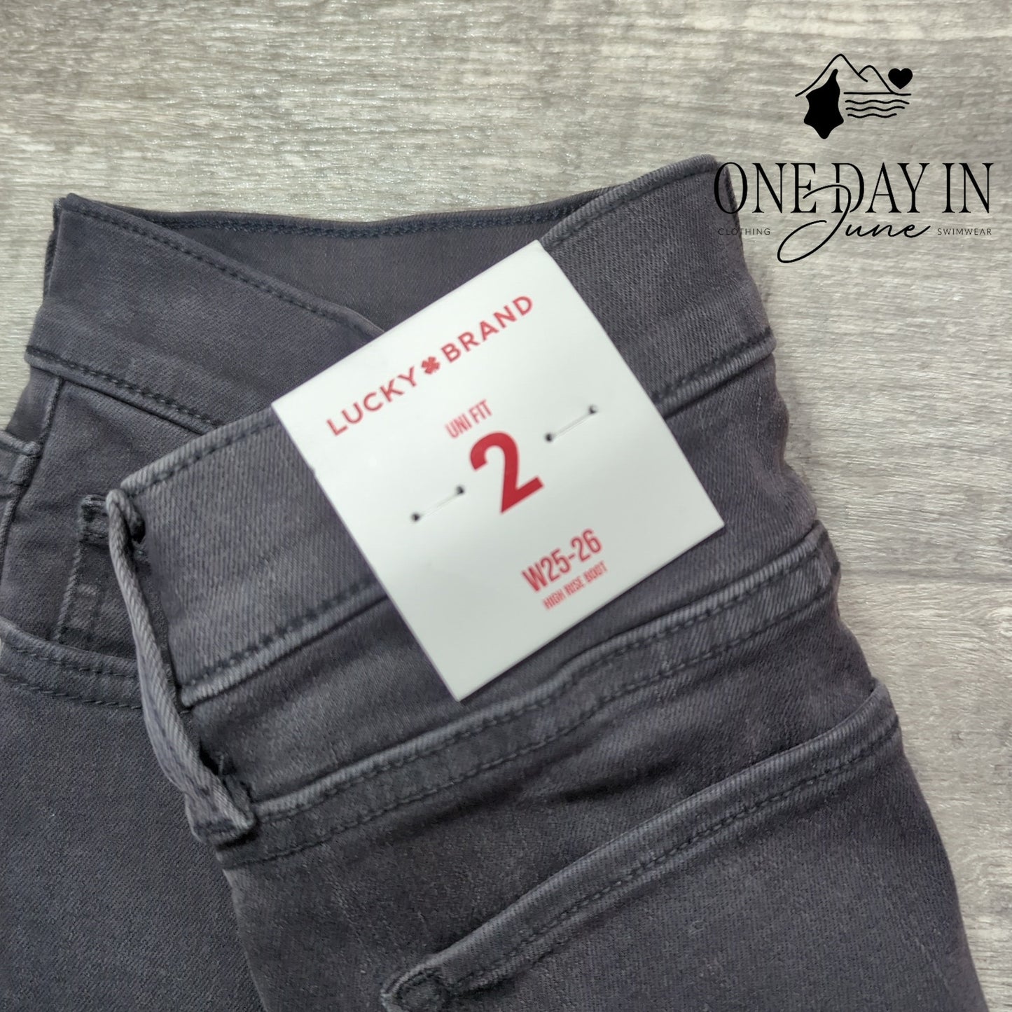 Lucky Brand High Rise Boot Jeans Size 2