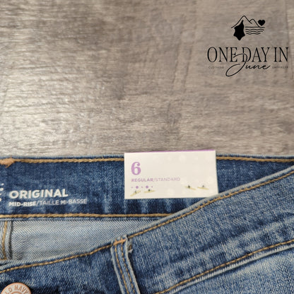 Old Navy Mid Rise Original Skinny Jeans Size 6