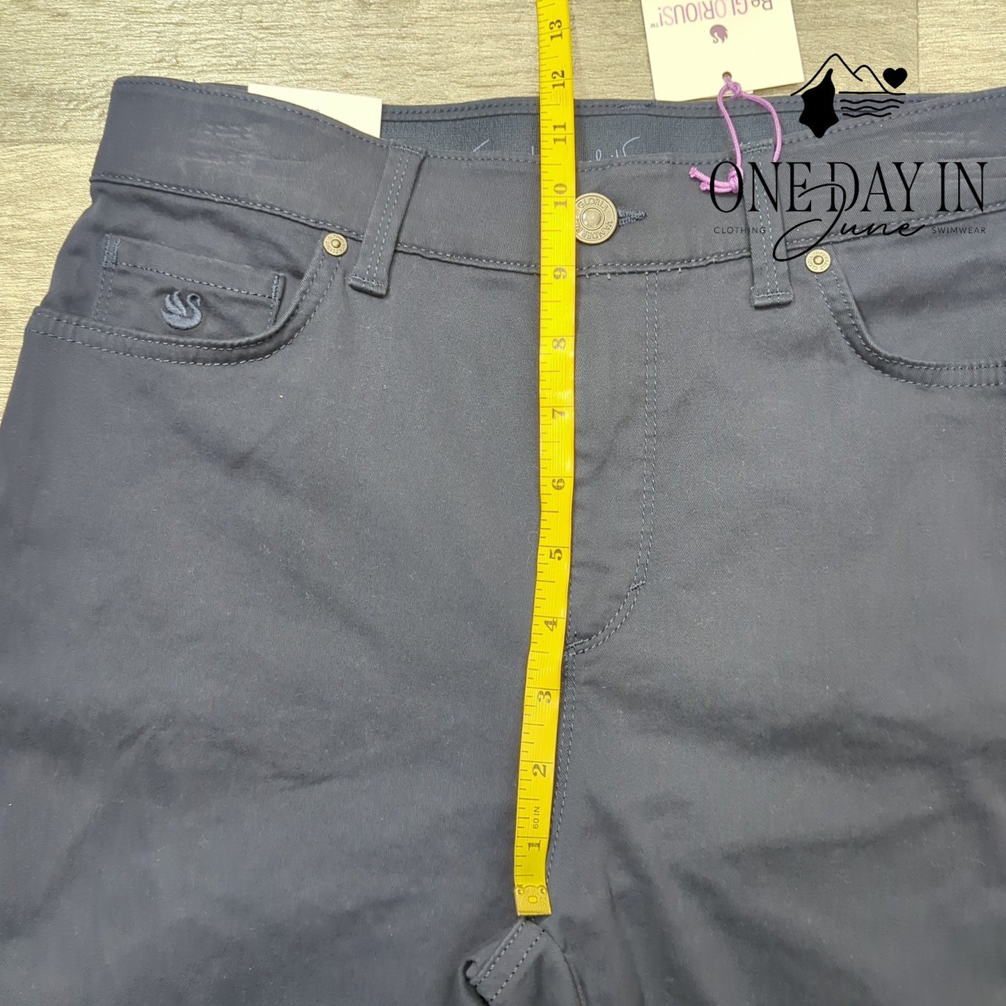 Gloria Vanderbilt Amanda The Original Slimming Jean Size 6