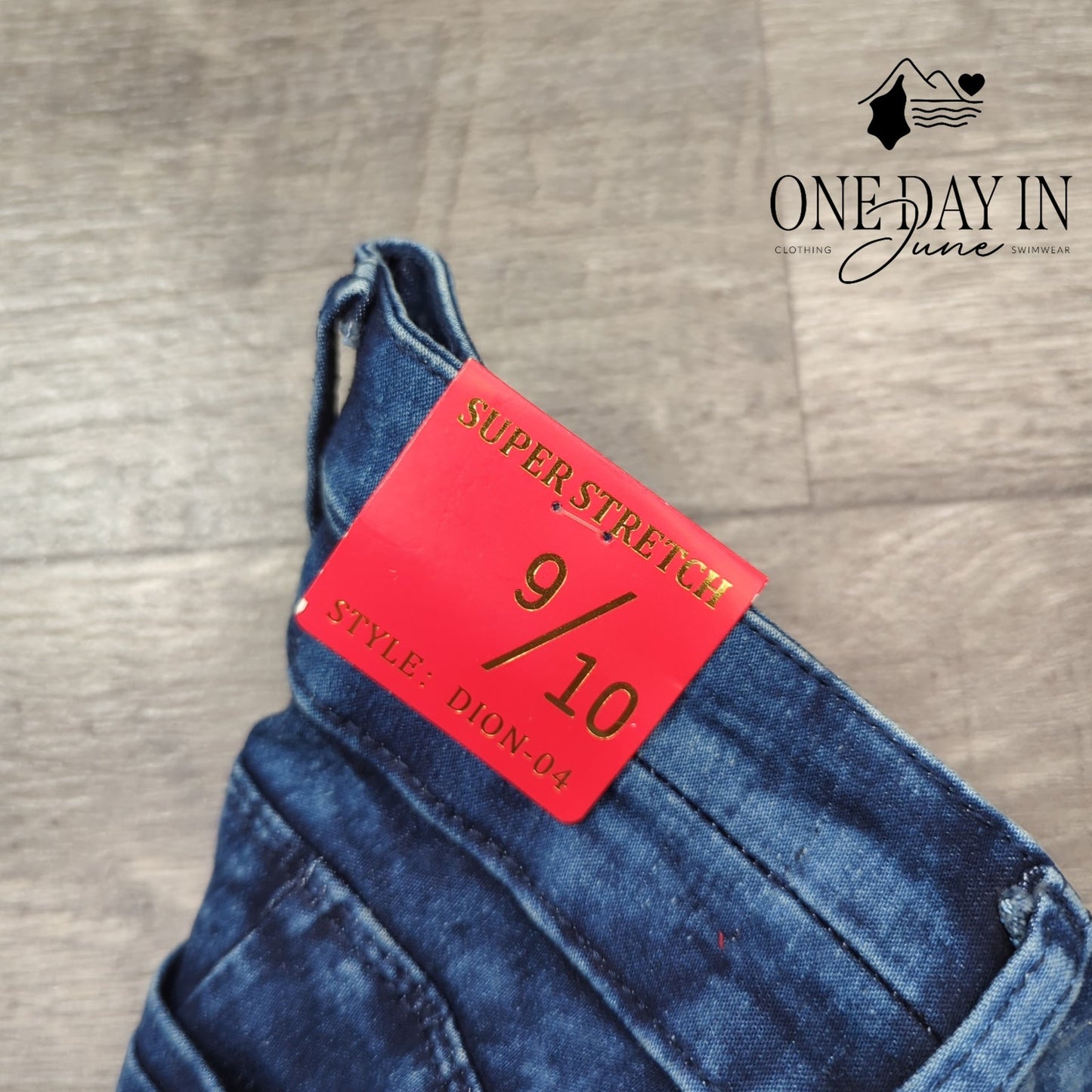 Rebel Love Super Stretch Straight Leg Jeans Size 9/10