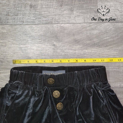 Rock & Republic Black Velvet Pull On High Rise Shorts Size 2
