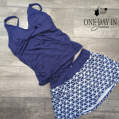 Talisea Twist Front Skirted Tankini Swimsuit Size M