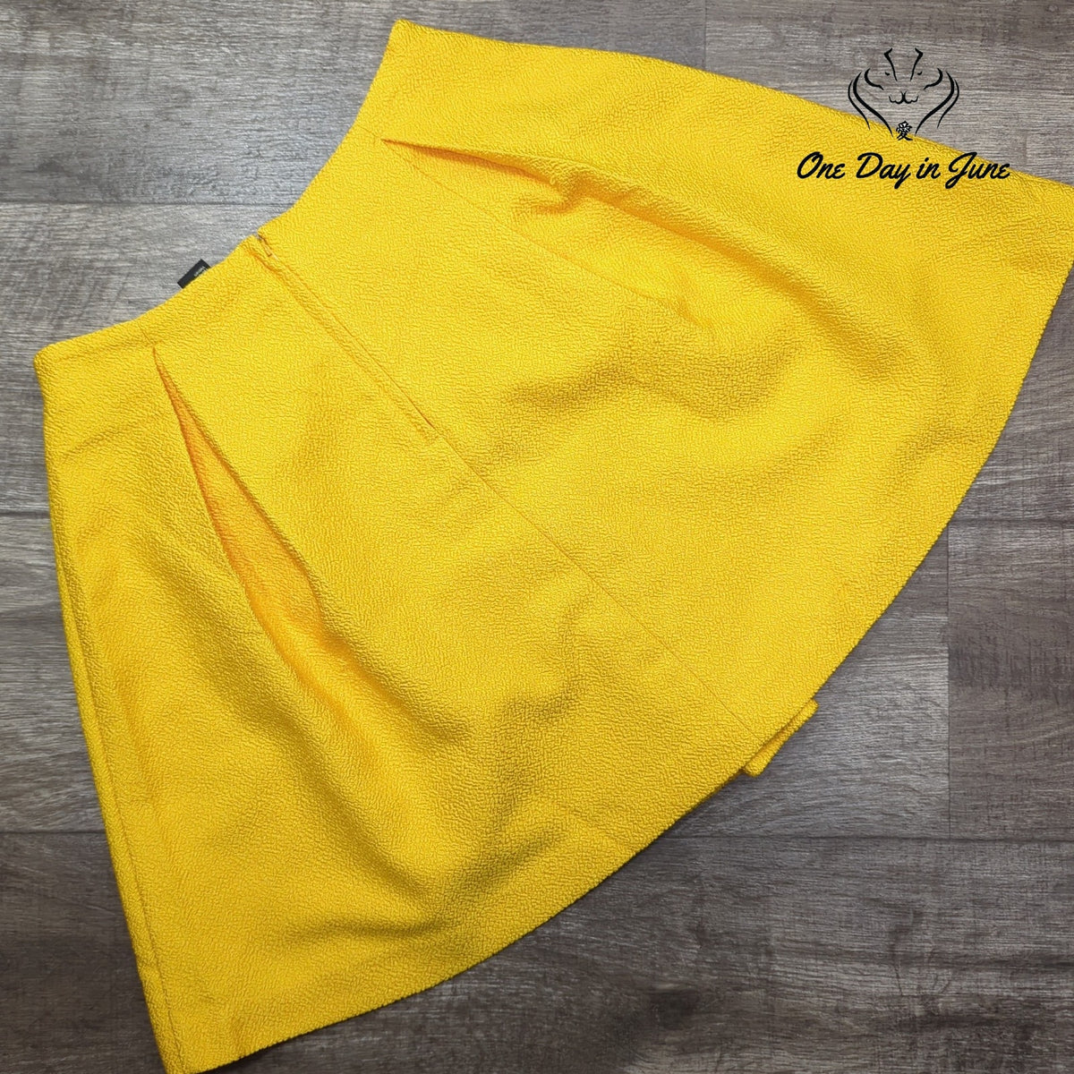 H&M Textured A Line Mini Skirt Yellow Fully Lined NWT Size 6