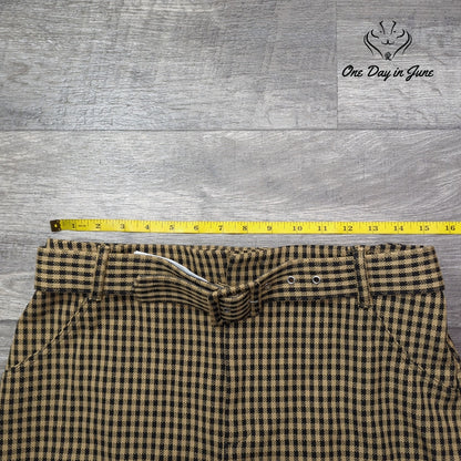 Hollister Ultra High Rise Mini Skirt Size M