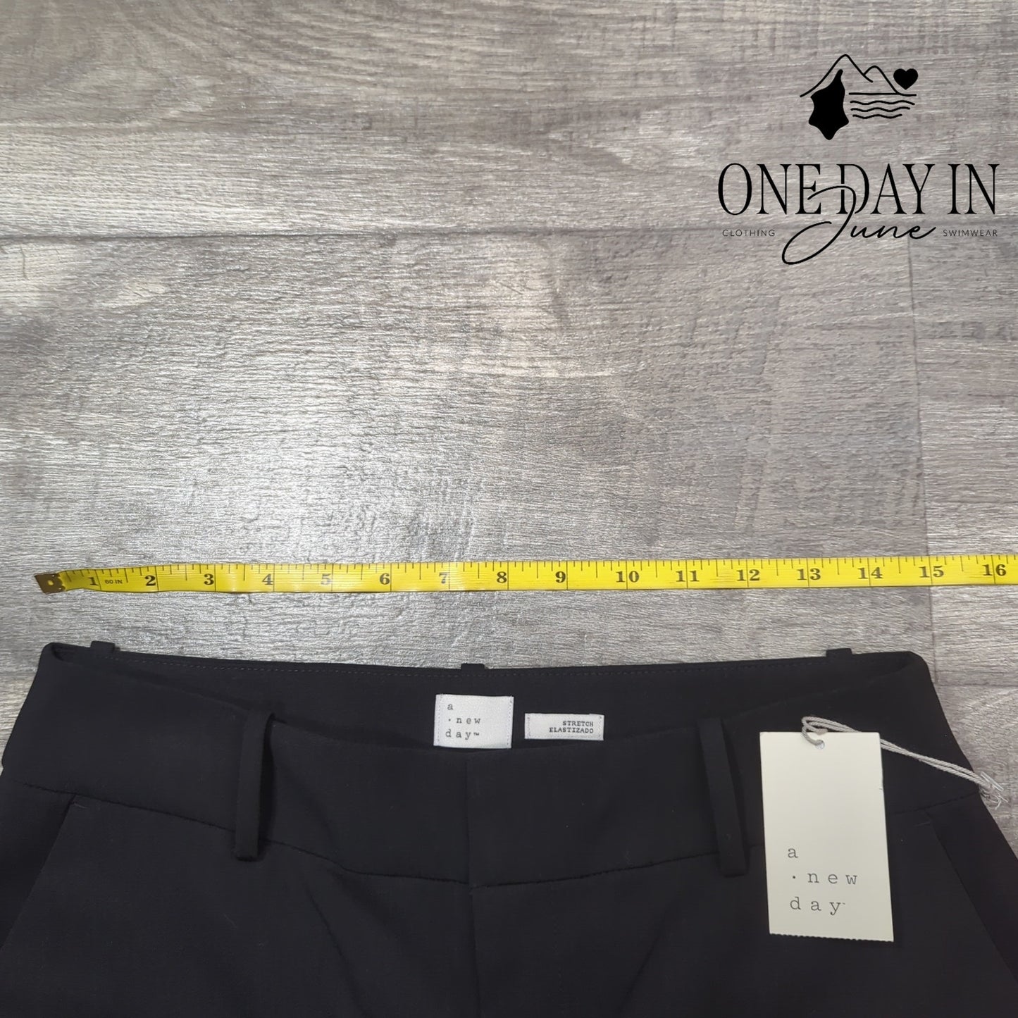 A New Day Cropped Pants Size 6