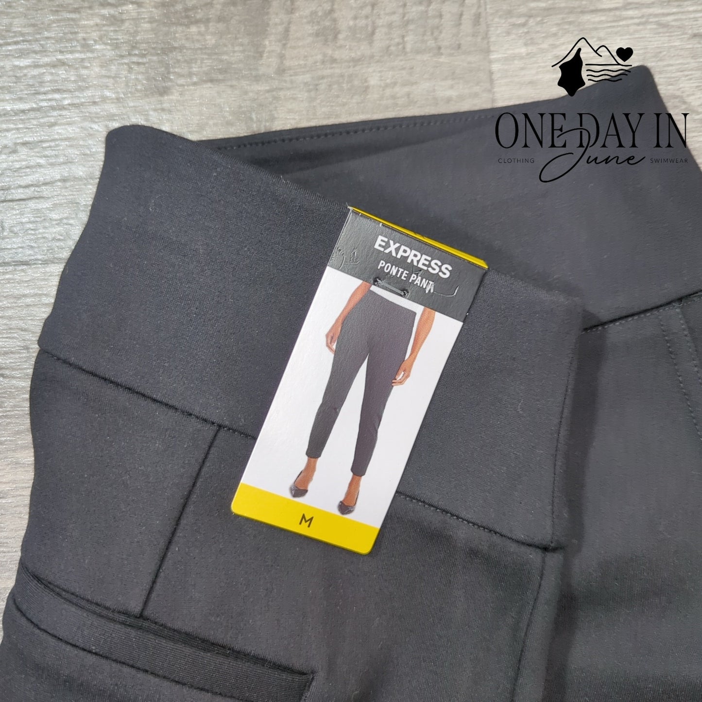 Express Cropped Pants Size M