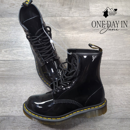 Dr. Martens 1460 Patent Lamper Leather Combat Boots Black NWT Size 5