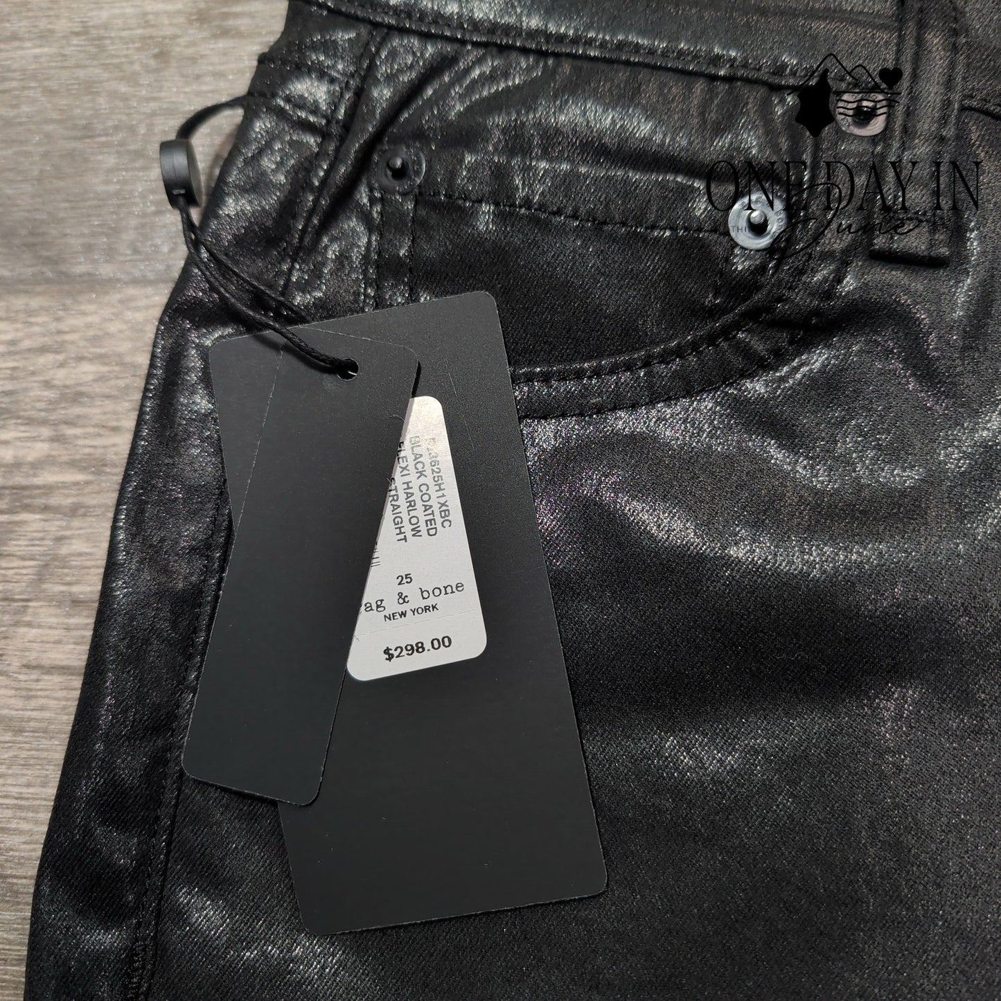Rag & Bone The Harlow Mid Rise Straight Coated Denim Jeans Size 0 (25)