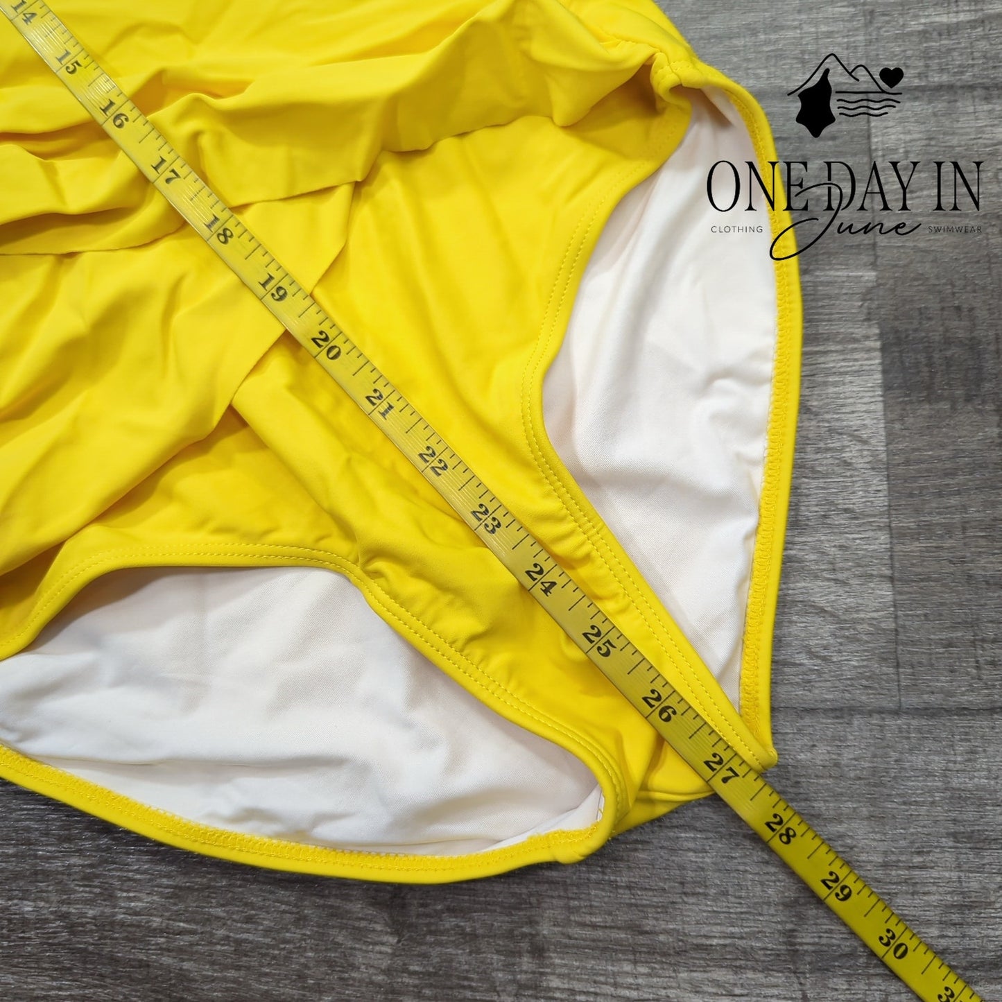 Smismivo Retro One Piece Swimsuit Size S