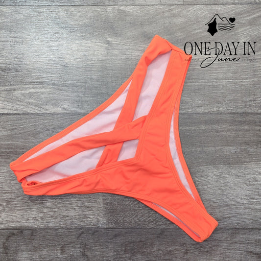 Aleumdr Cross Front Cheeky Bikini Bottom Size L