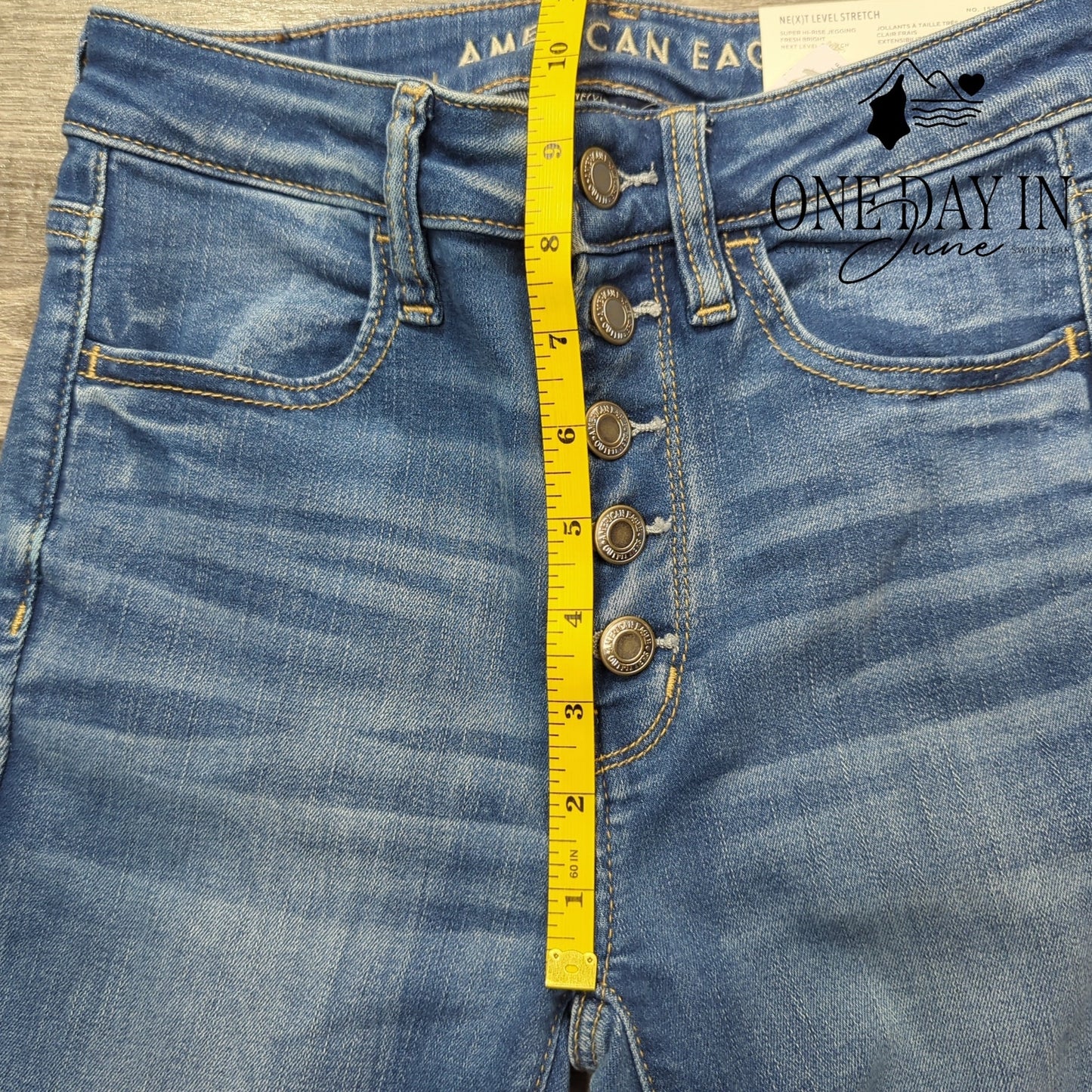 American Eagle Outfitters Super Hi-Rise Jegging Jeans Size 2