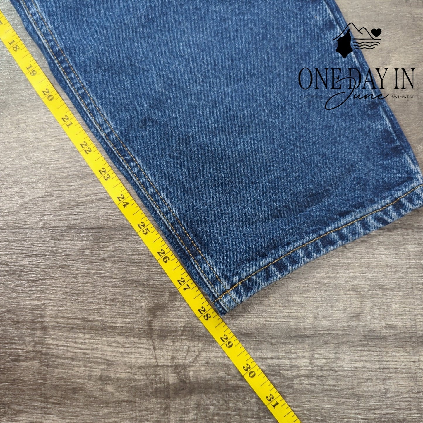 Ragged Jeans Straight Leg Jeans Size 18 (34)