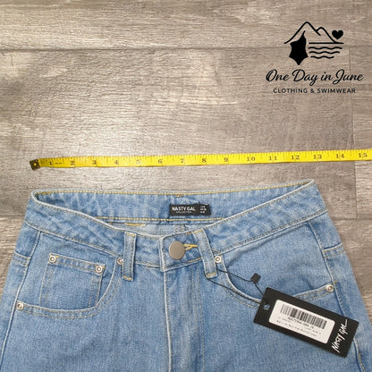Nasty Gal Mom's the Word High Waisted Jeans Size 4