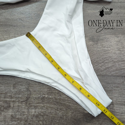 CharmLeaks Knot Font High Cut Bikini Swimsuit Size M