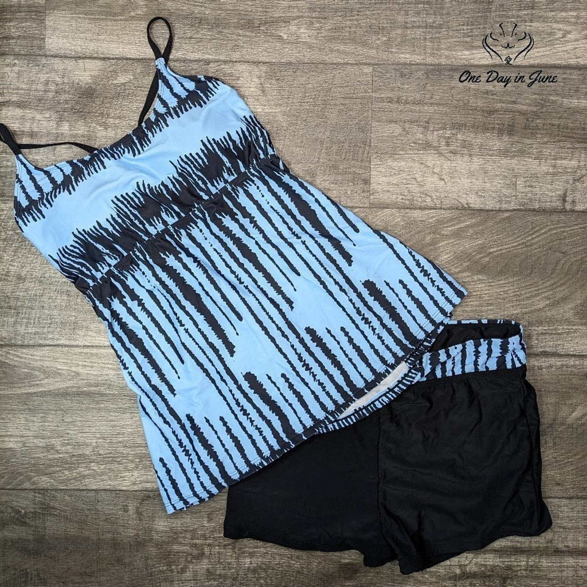 Summer Mae Cage Back Boyshort Tankini Swimsuit Blue Black Size XL