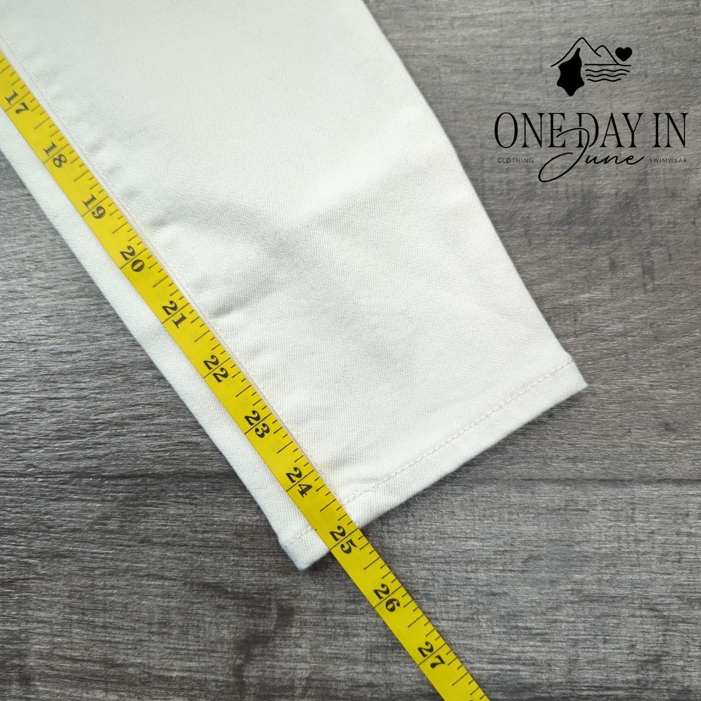 Ann Taylor Petite Modern Fit Skinny Ankle Jeans Size 4P