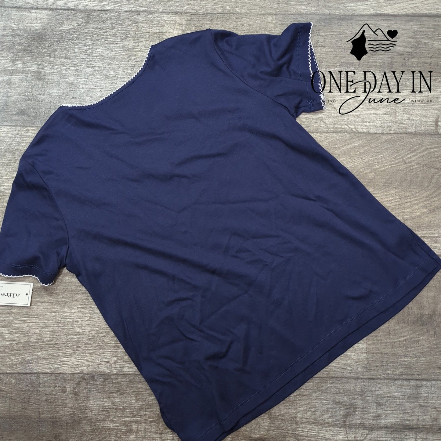 Alfred Dunner Petite V Neck Patriotic Heart Americana T Shirt Size PS