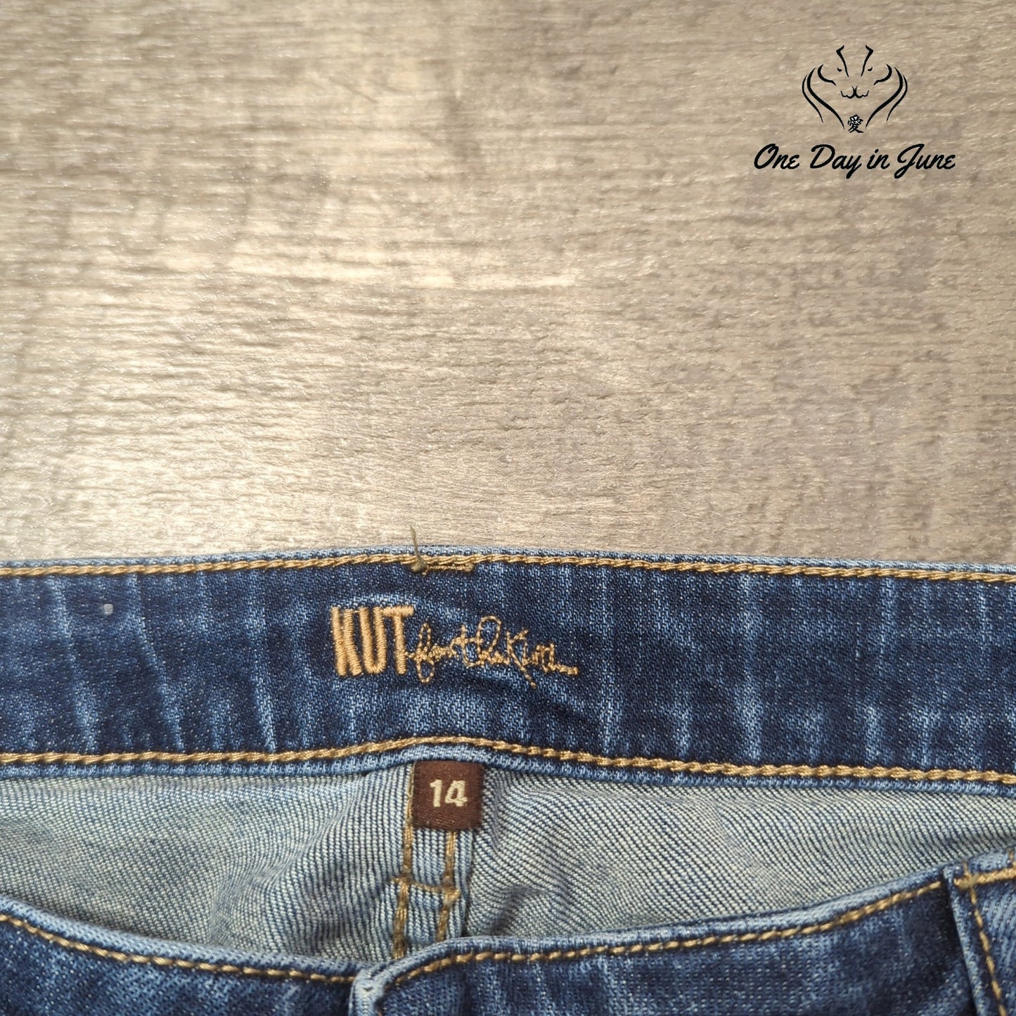 Kut from the Kloth Straight Leg Jeans Size 14
