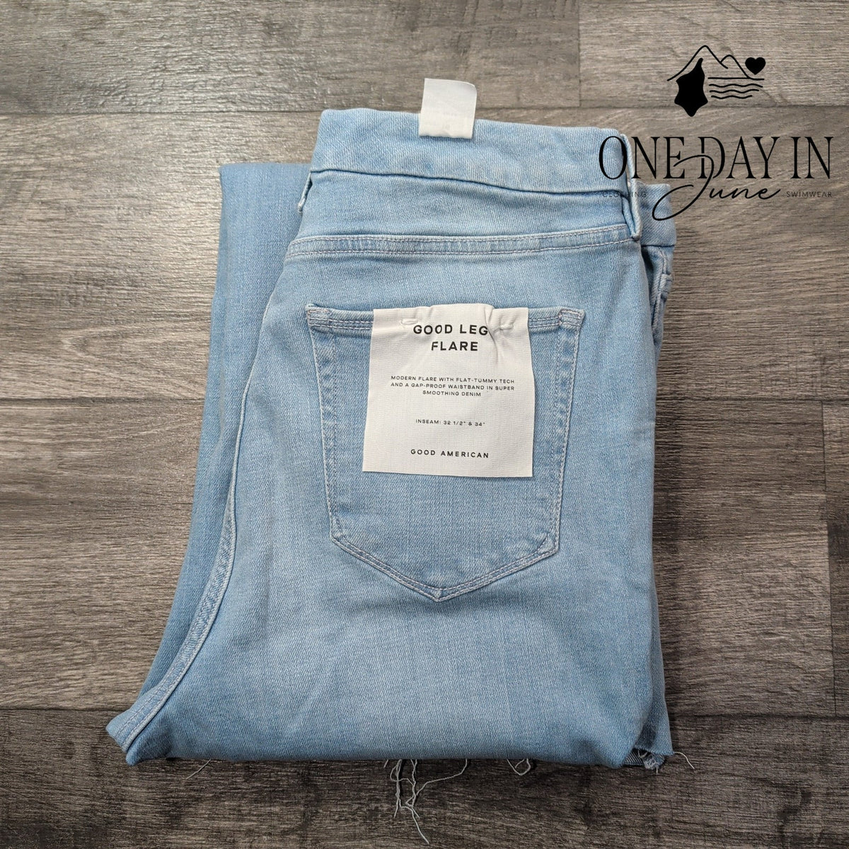 Good American Good Legs Flare Jeans Light Wash Raw Hem NWT Size 16