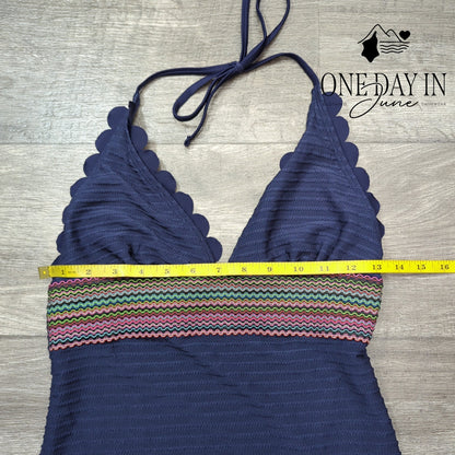 Cupshe One Piece Swimsuit Navy Blue Scallop V Neck Textured NWT Size M