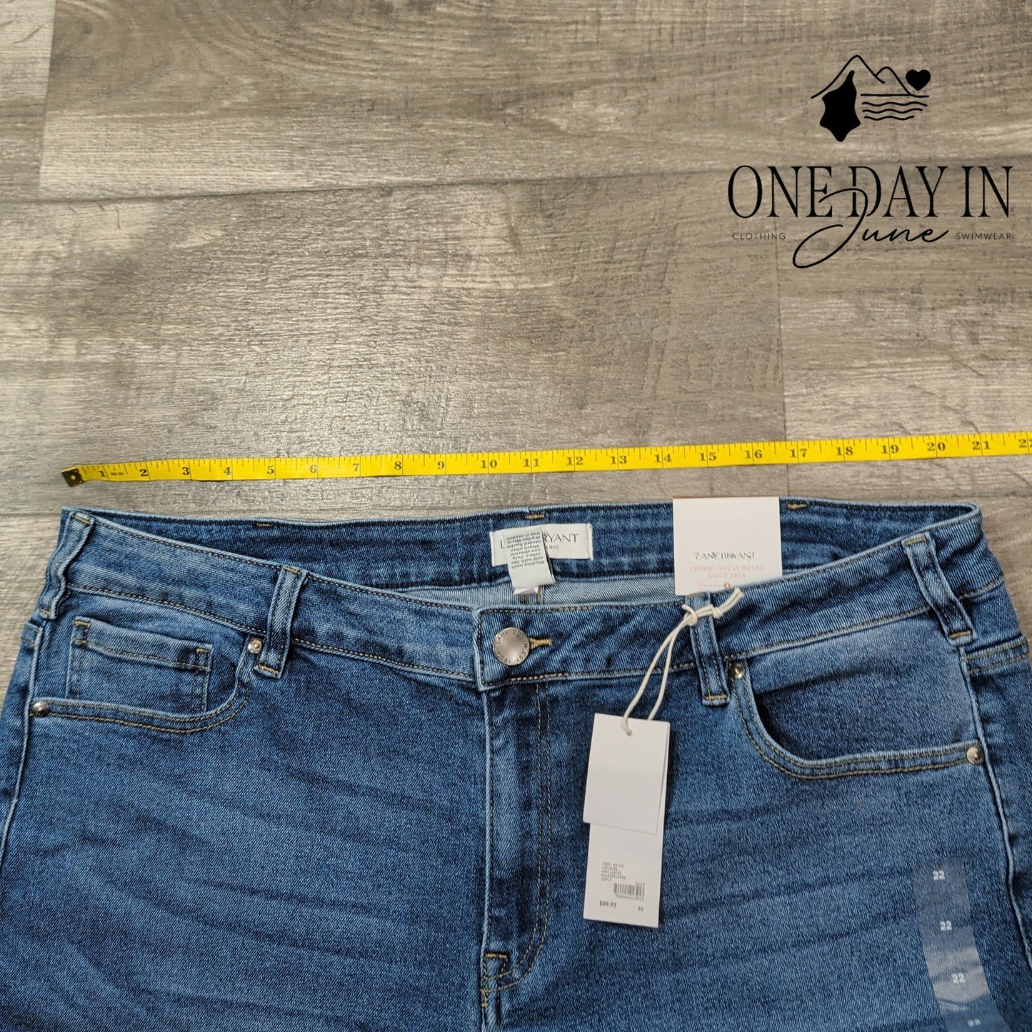 Lane Bryant Plus Size Mid Rise Super Skinny Jeans Size 22