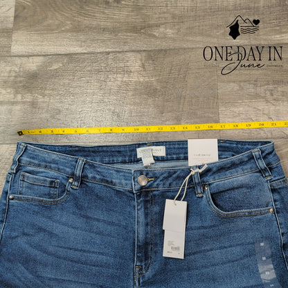 Lane Bryant Plus Size Mid Rise Super Skinny Jeans Size 22