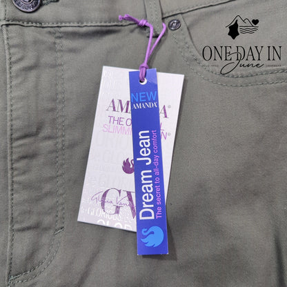 Gloria Vanderbilt Amanda Slimming Jeans Size 14