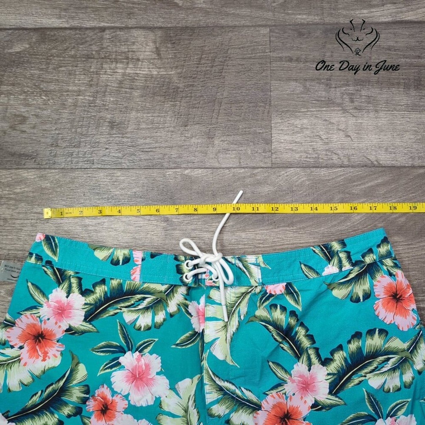 28 Palms Tropical Board Shorts Size 36
