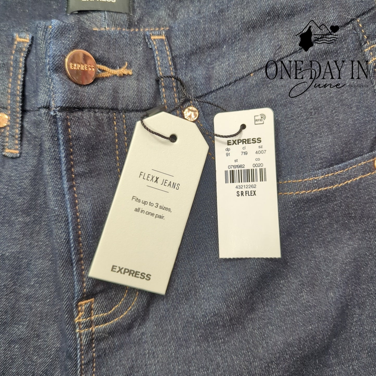 Express Skinny Mid Rise Ultra Hyper Flex Jeans Size S