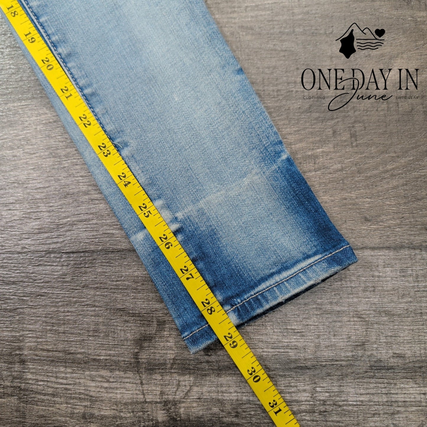 AG Adriano Goldschmied The Legging Ankle Super Skinny Ankle Jeans Size 4 (27)