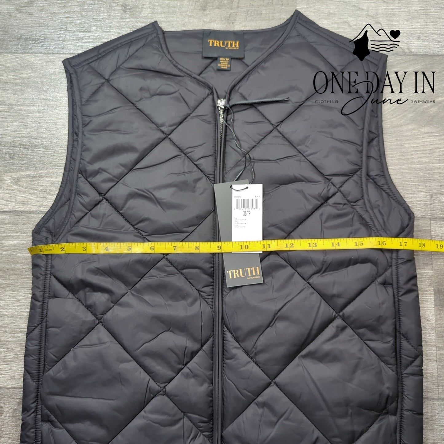 Truth Puffy Vest Size XS