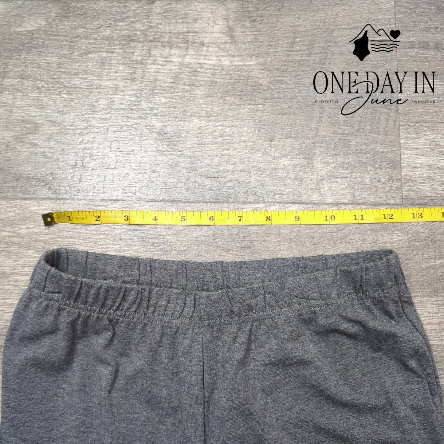 iActive Cropped Work Out Pants Size M