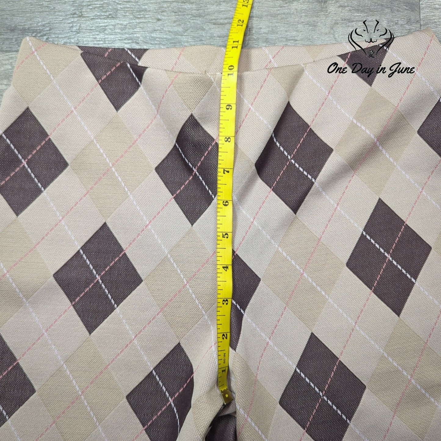 Altar'd State Slim Fit Barely Boot Leg Pnats Size M