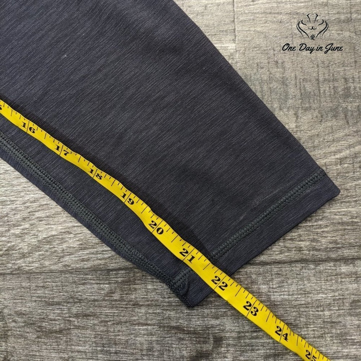 Esperanza Cropped Workout Pants Size M