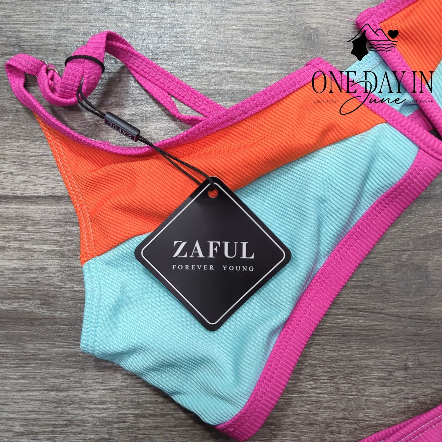 Zaful Ribbed V Wire Bikini Swimsuit Size L