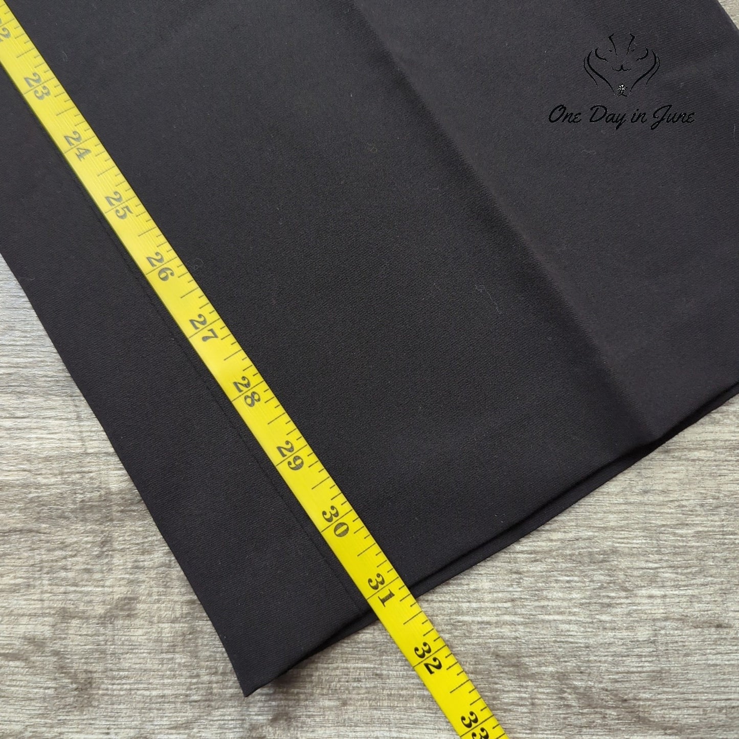 Sharagano Barely Bootcut Size 16