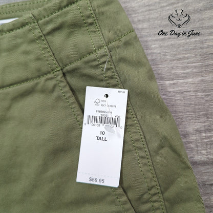 Gap 7" Downtown Khaki Short Size 10