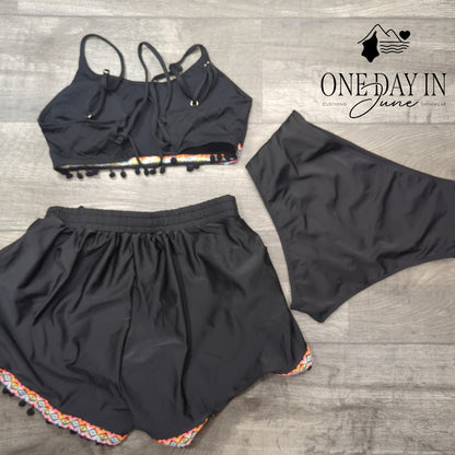 CharmLeaks 3 Piece Bikini Swimsuit Black Pom Pom Trim Shorts Boho Size 0XL