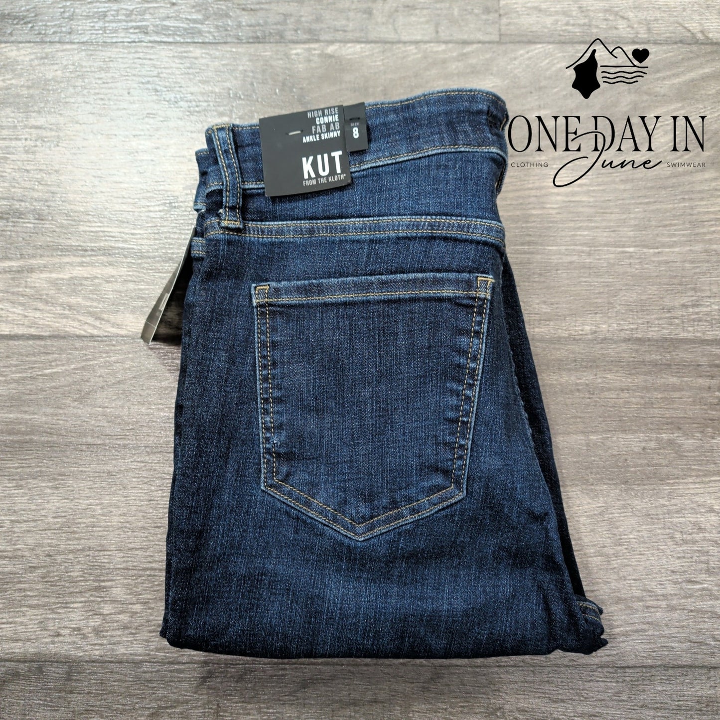 Kut from the Kloth High Rise Connie Ankle Jeans Size 8