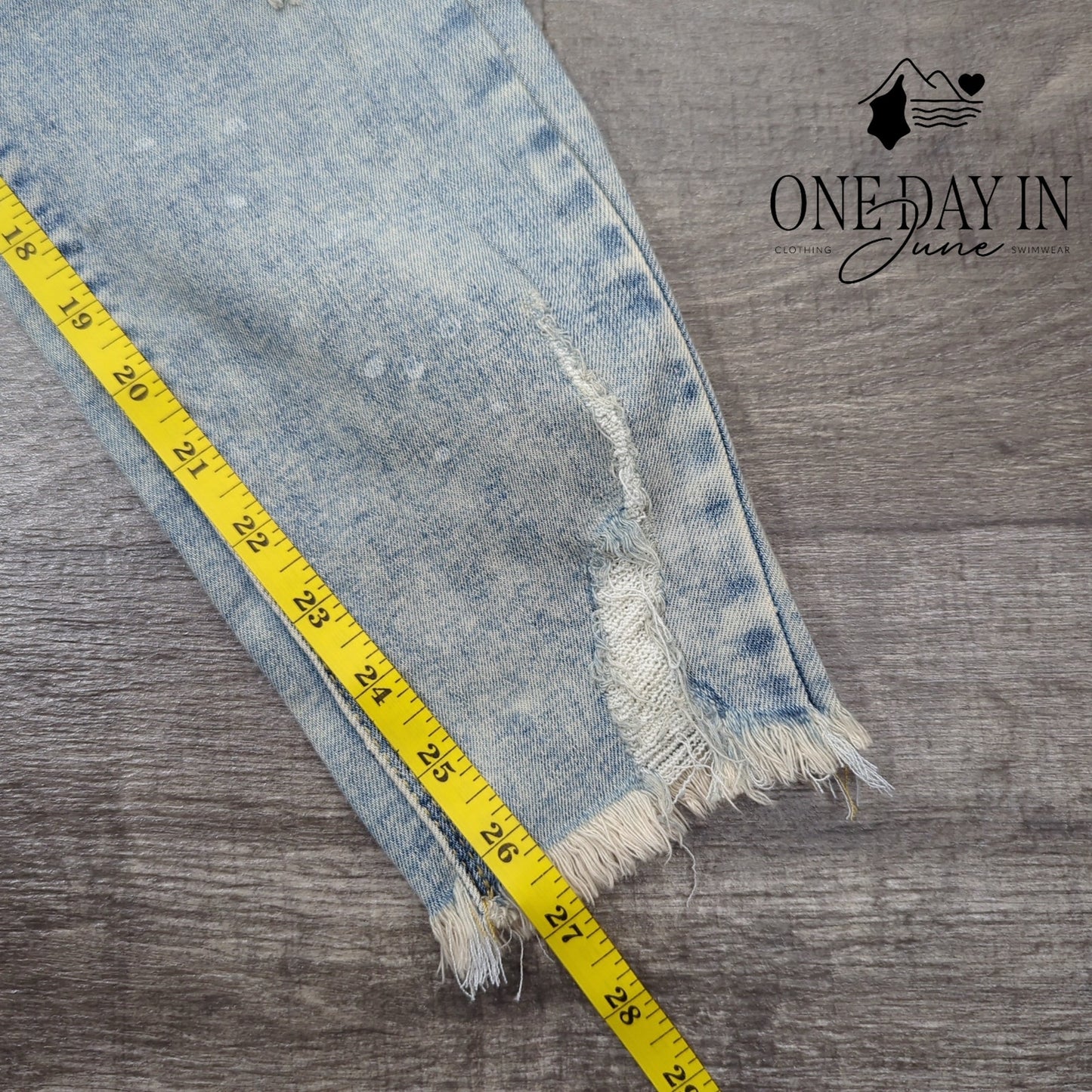 Indigo Rein Juniors High Rise Distressed Ankle Jeans Size 7