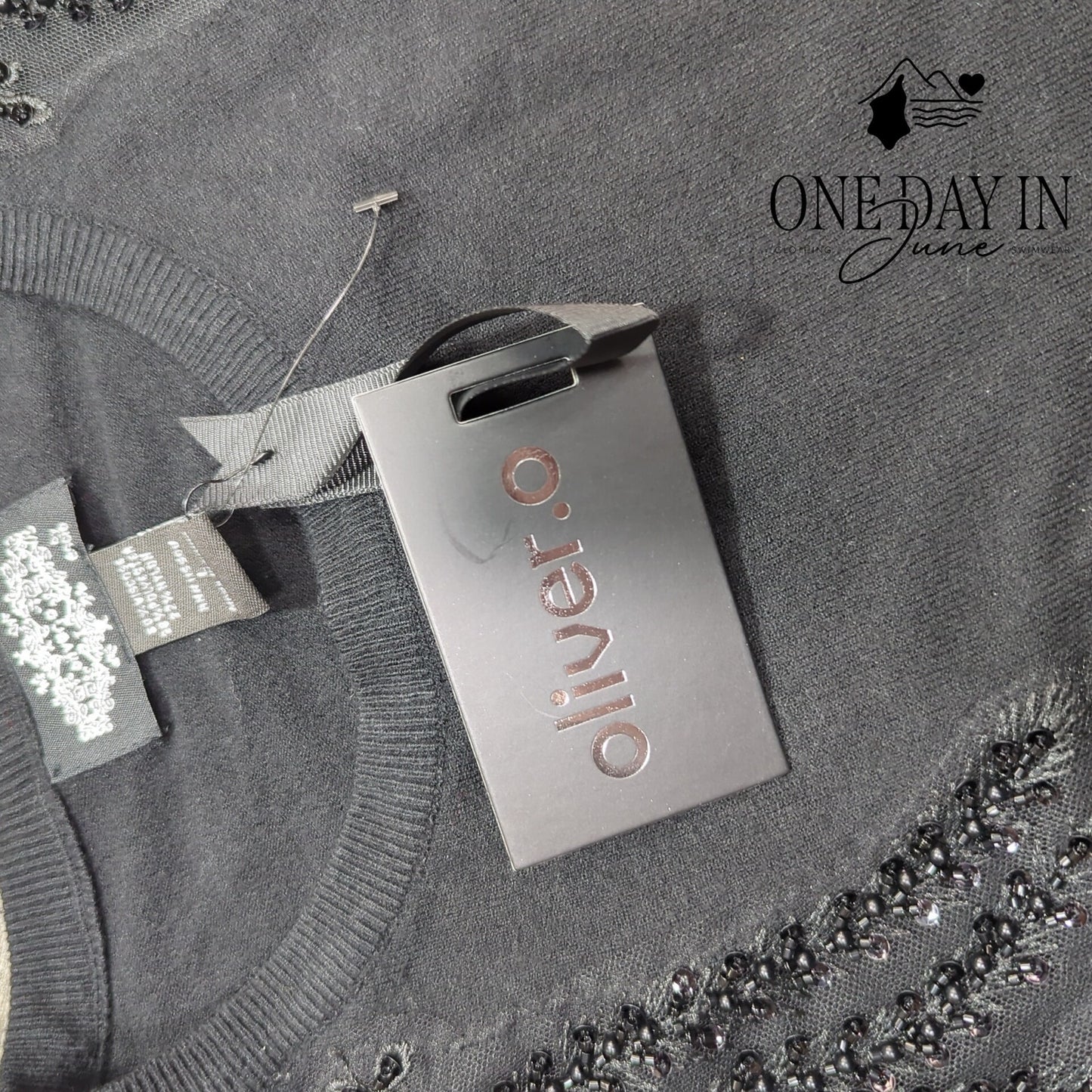 Oliver.O Long Sleeve Crew Neck Sweater Size L