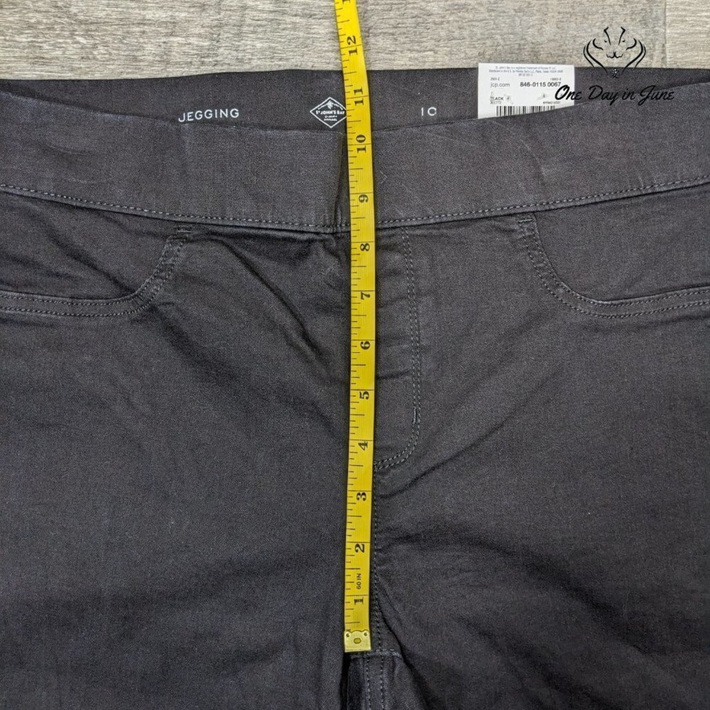 St. John's Bay Mid Rise Jegging Size 10