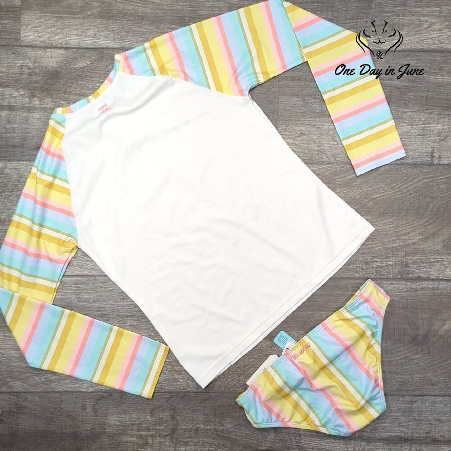 Billabong Stoked On Sun Rash Guard Girls Long Sleeve Striped NWT $65.95 Size 14