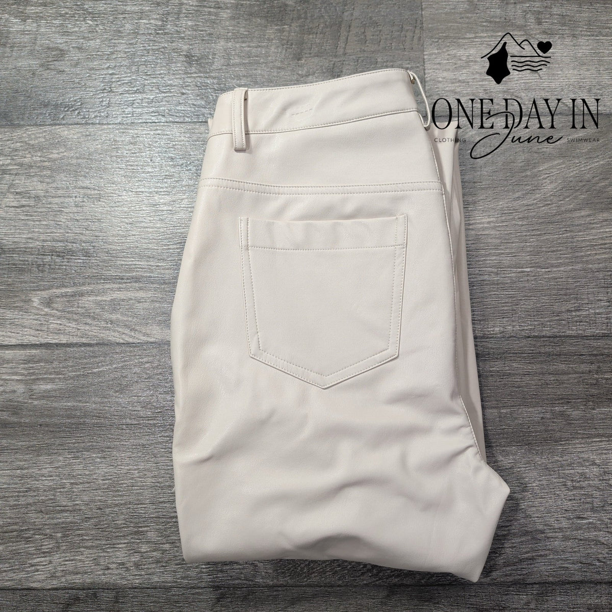 Boston Proper Faux Leather Bootcut Pants Ivory Cream Vegan Leather Size 6