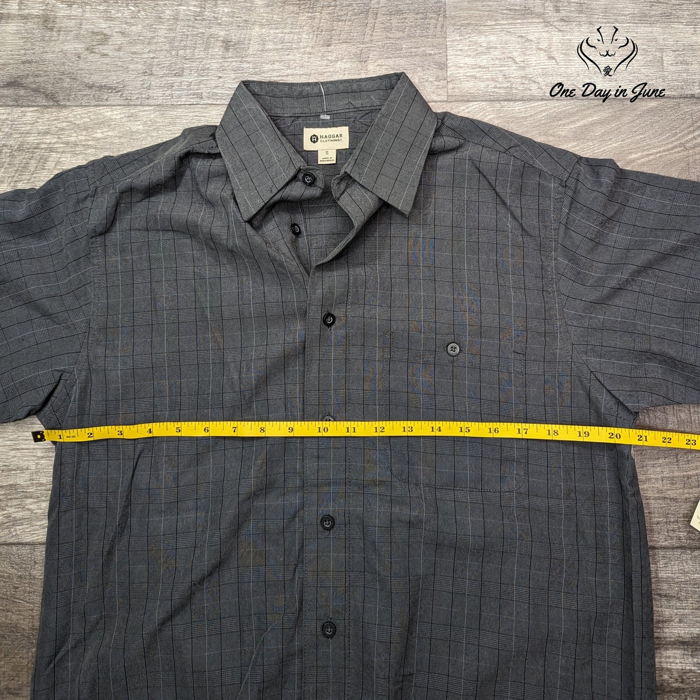 Haggar Short Sleeve Button Front Shirt Size S
