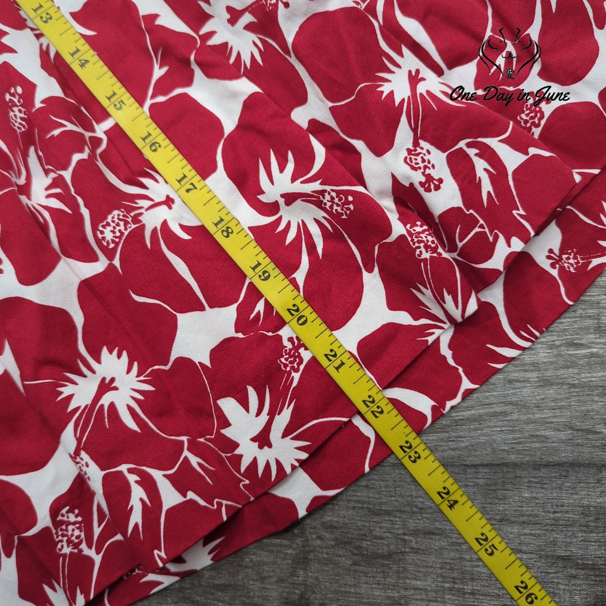 Talbots Petite Hibiscus Floral Pleated Skirt Red White Cotton Size 2P