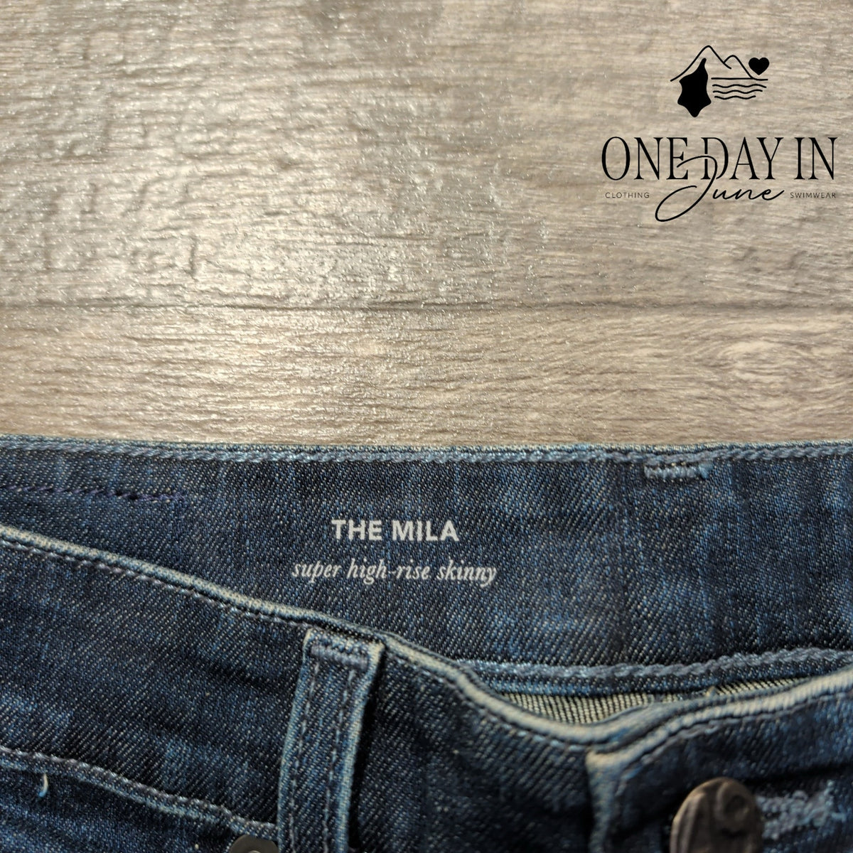 AG Adriano Goldschmied The Mila Super High Rise Skinny Jeans Blue NWT Size 4