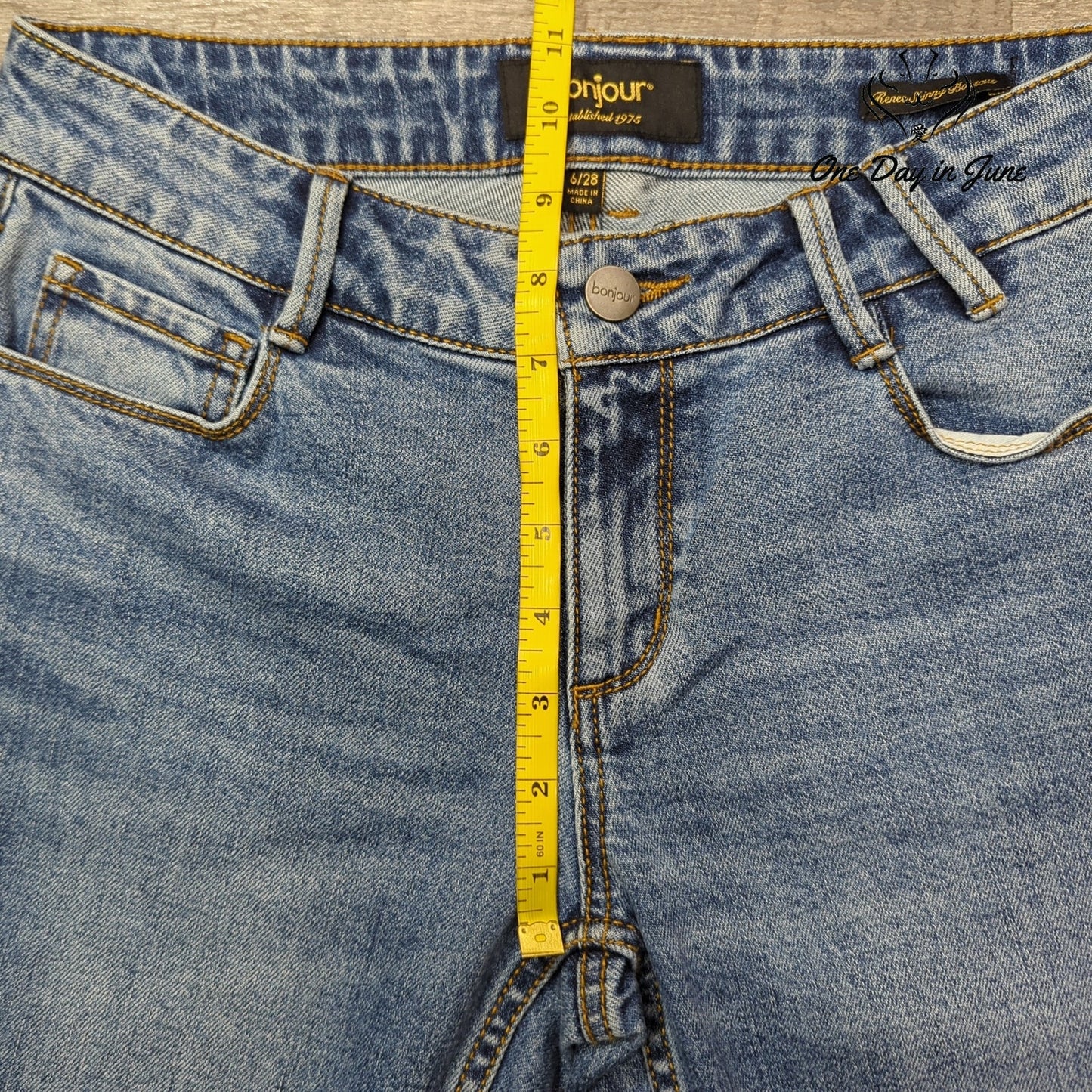 Bonjour Renee Skinny Bootcut Jeans Size 6