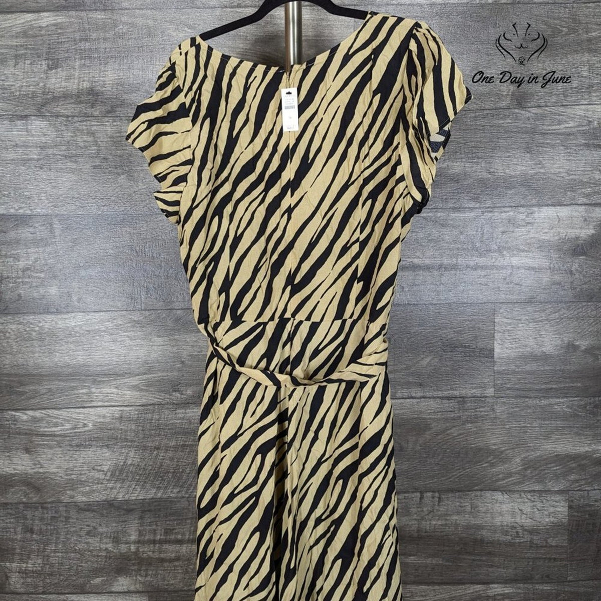 Talbots Striking Zebra Midi Shirtdress Tan Black Belted NWT Size 16